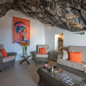 Spectacular Cave With Two Large Terraces Holiday home Santa Cruz de Tenerife
